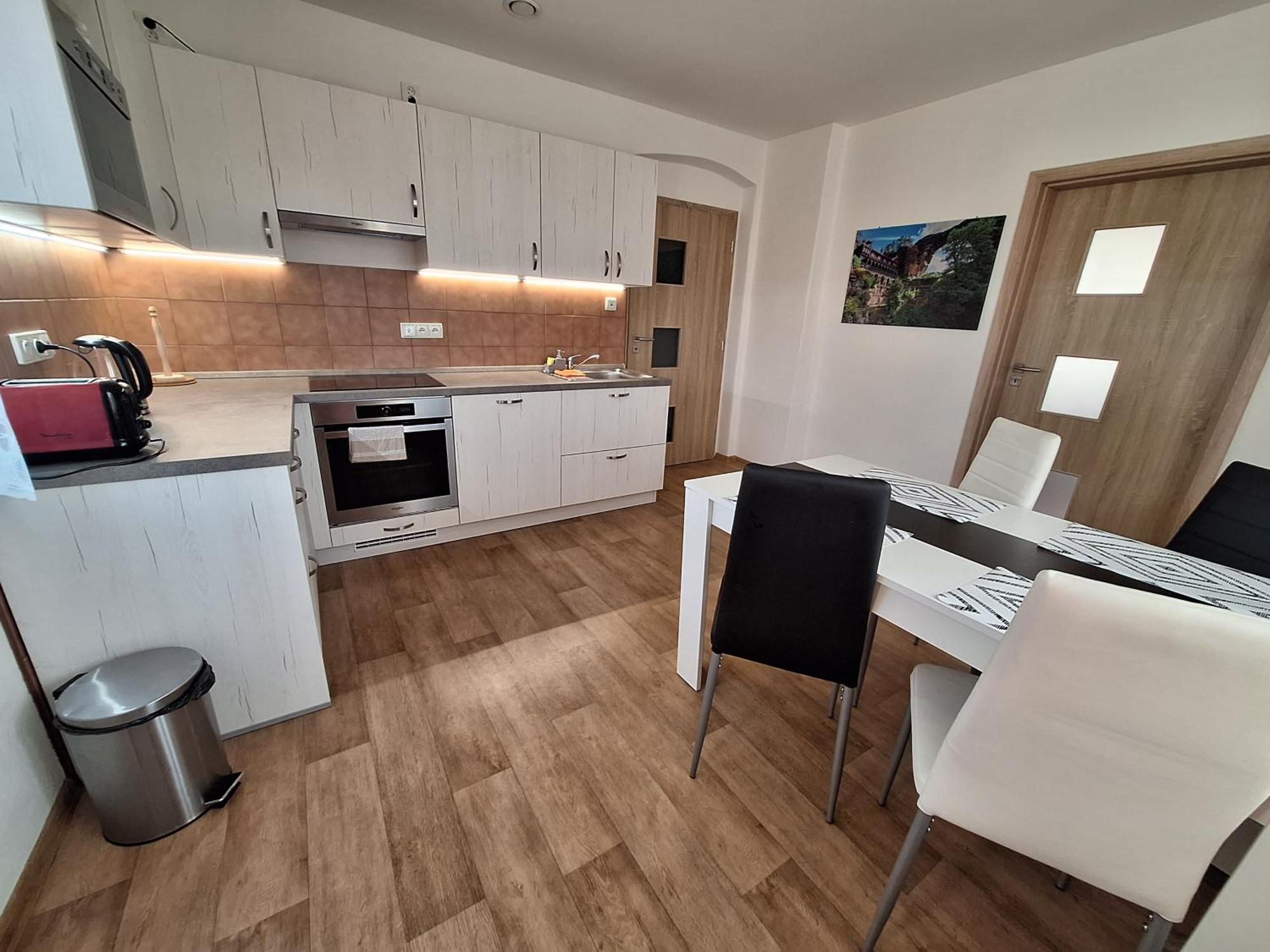 Apartment Pod Chlumem - Utulny V Blizkosti Centra Decin